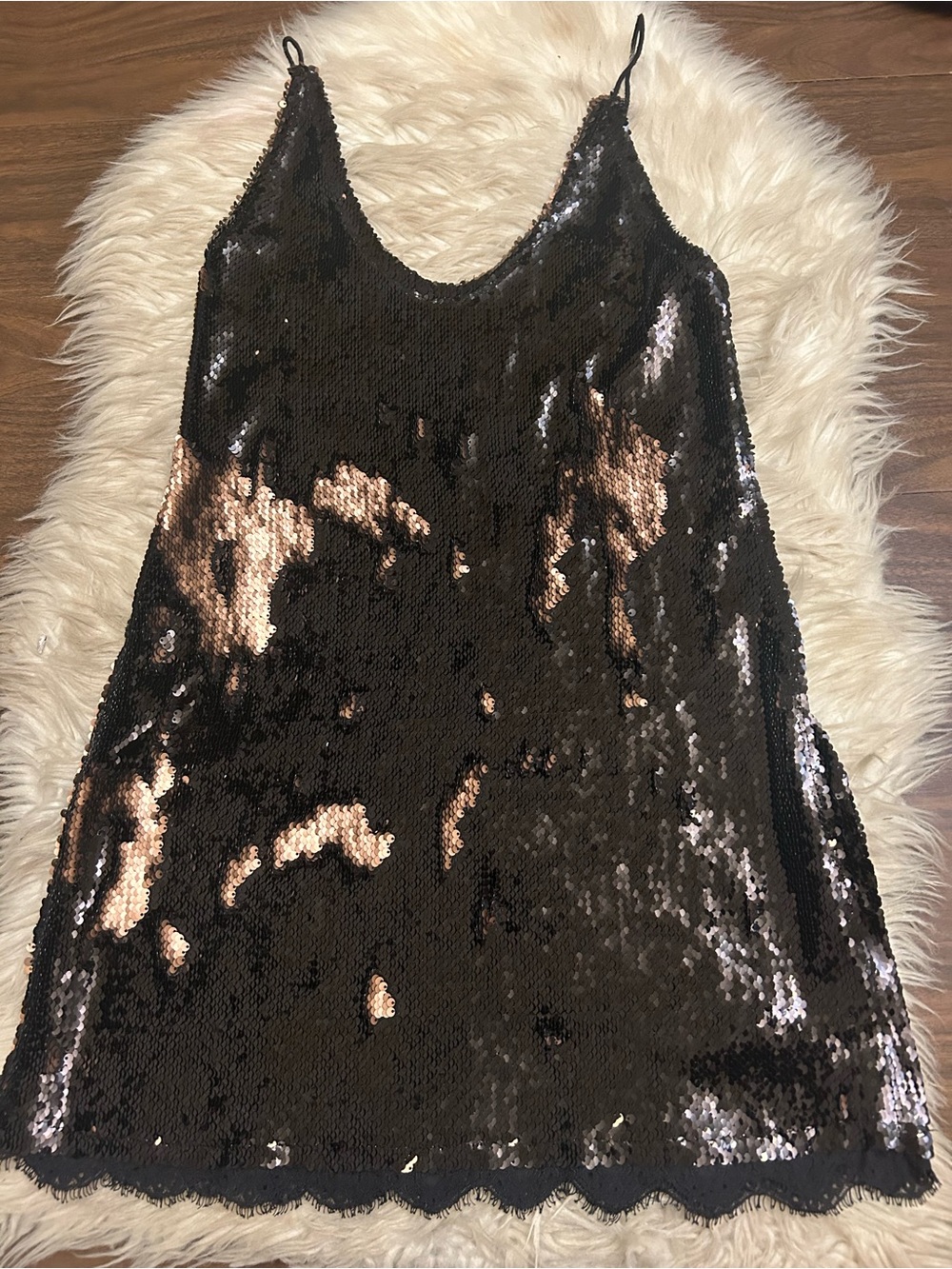 INTIMATELY FREE PEOPLE ‘Seeing
Double’ Changeable Sequin Slip Dress - Picture 4 of 15